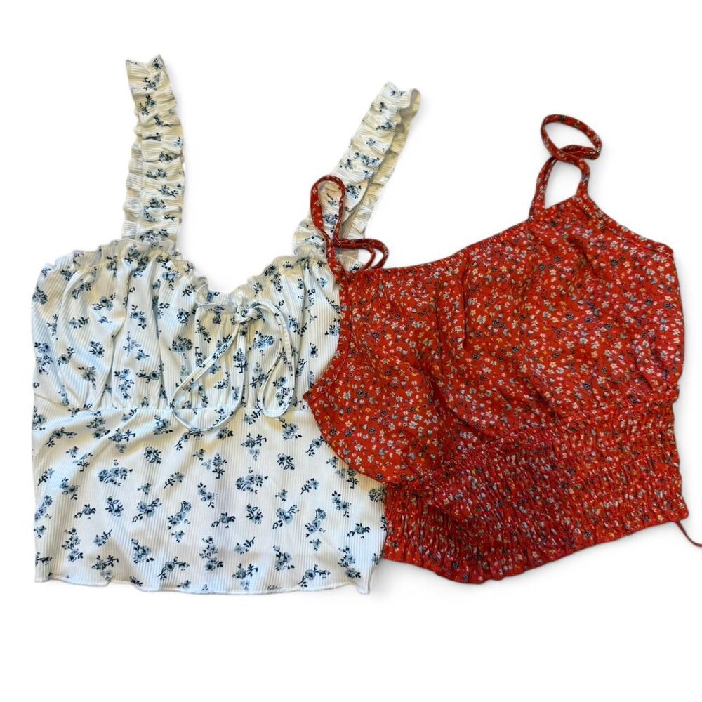 Shein Women's Red and White Crop-top